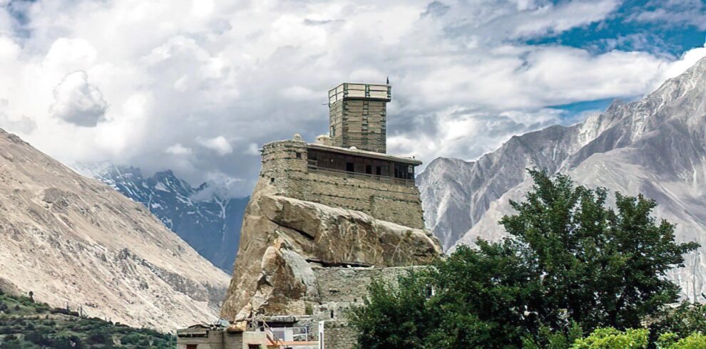 Budget Hunza Tour