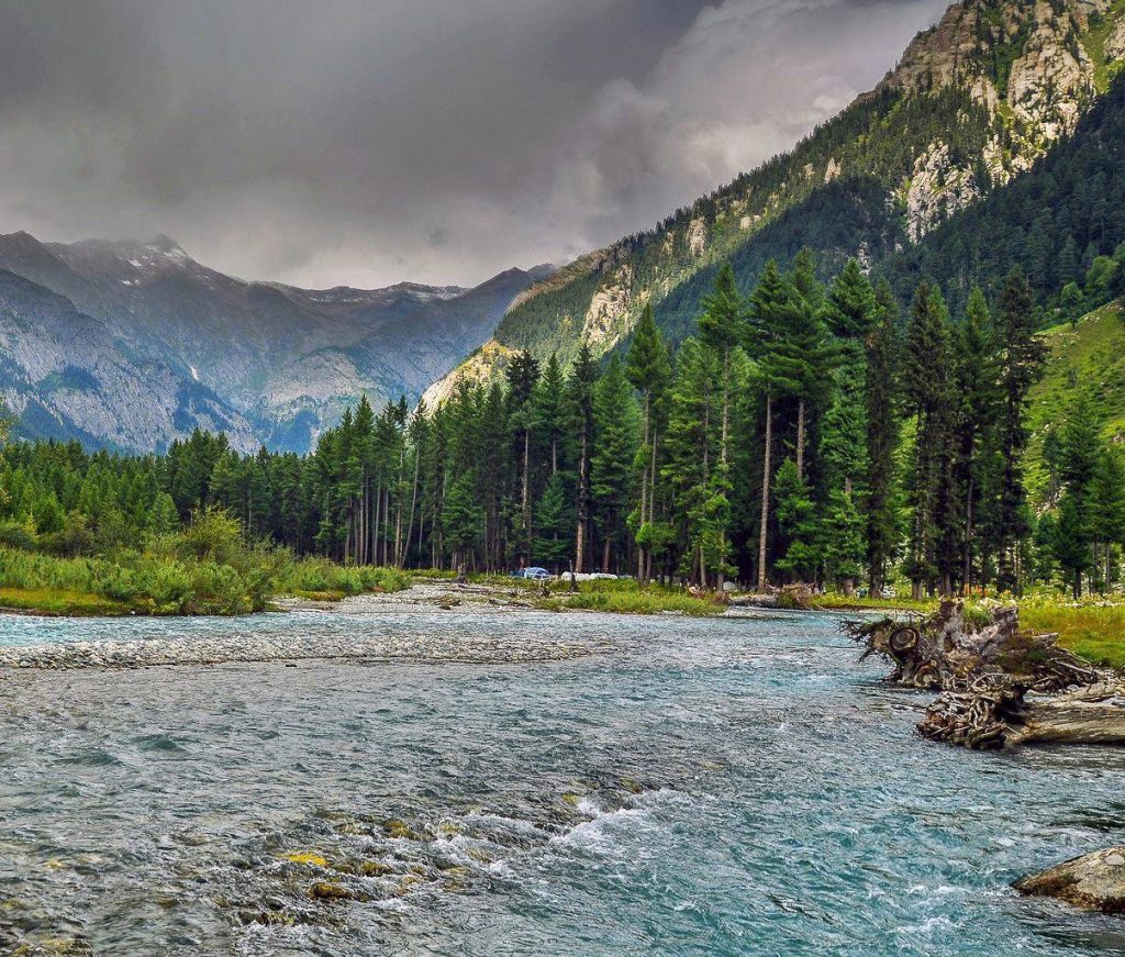kumrat valley tour