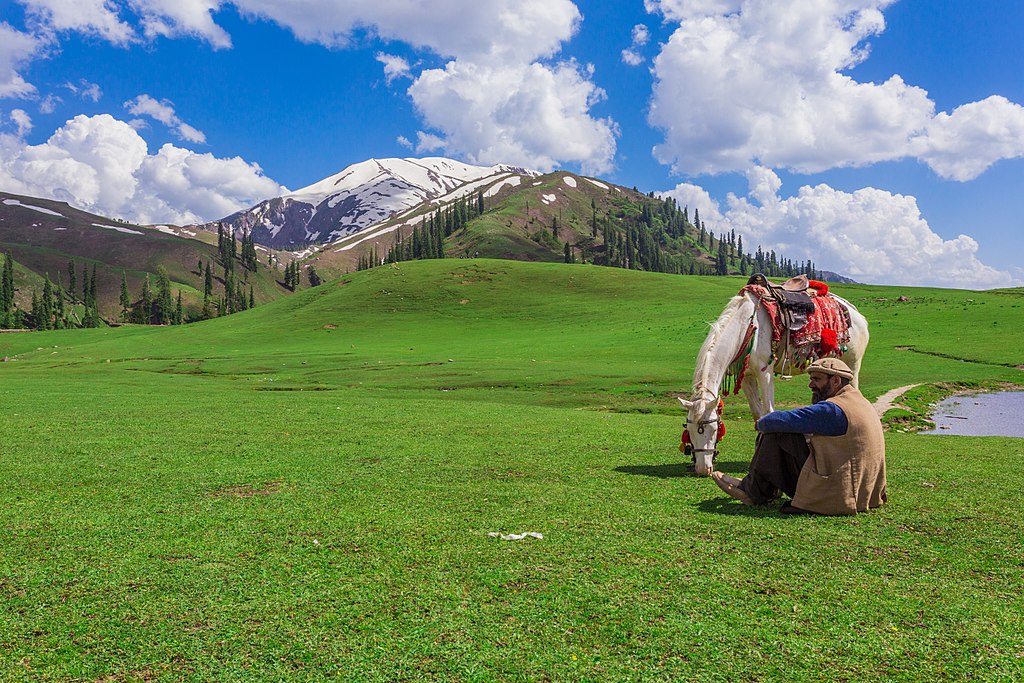 2 Days shogran tour